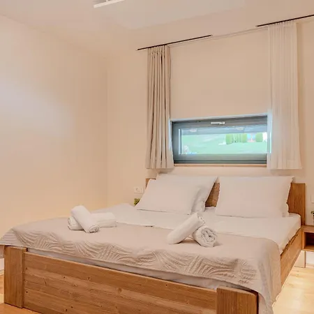 Luxury Martin דירה